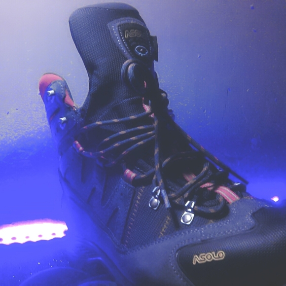 GORE-TEX - Picture 2 of 2